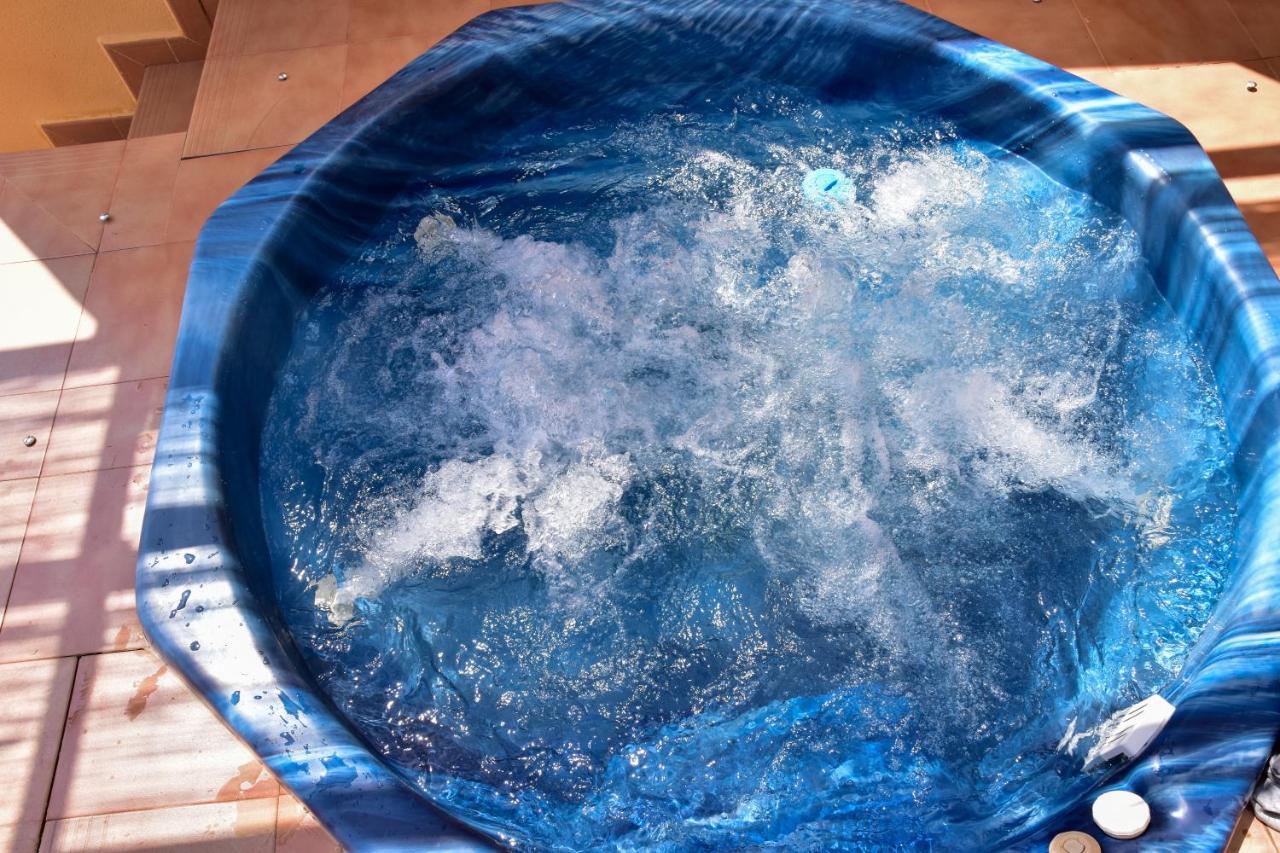 Manzanilla Penthouse - Private Jacuzzi 5min